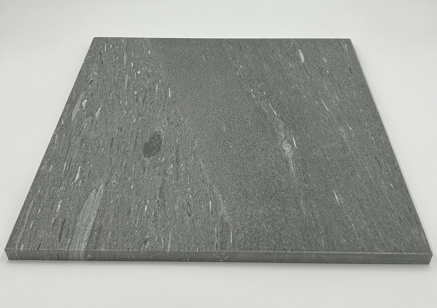 Flise Thunder Grey læder 400xfldx15 mm m. fasede kanter