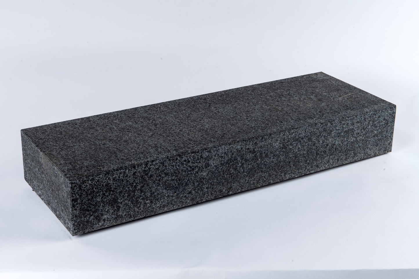 Trappetrin G695 Sort/koks 120x35x15 cm